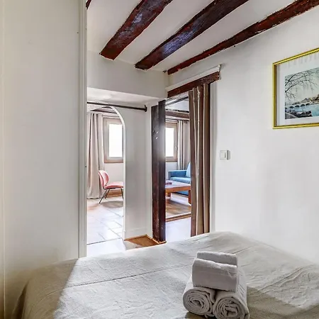 Ile Saint-louis - 2br - Cityapartmentstay