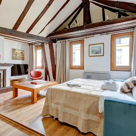 Apartment Ile Saint-louis - 2br - Cityapartmentstay Paris