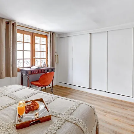 Ile Saint-louis - 2br - Cityapartmentstay Apartment *