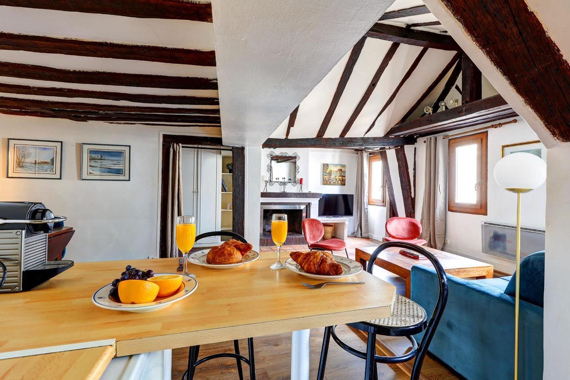 Ile Saint-louis - 2br - Cityapartmentstay *